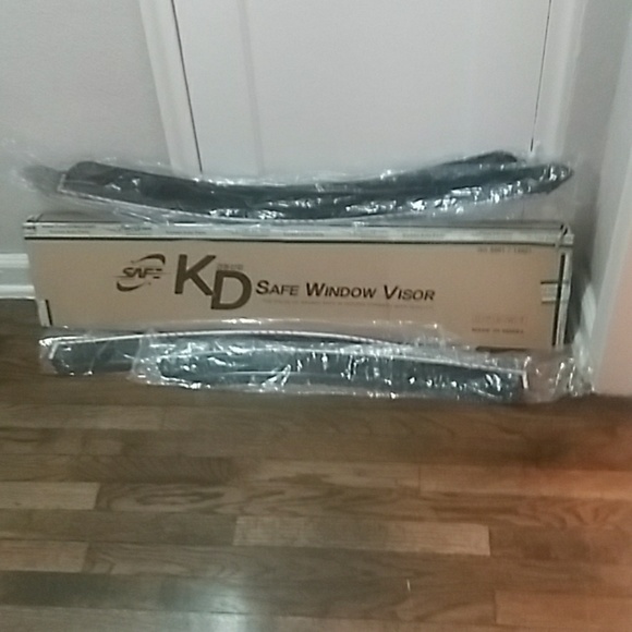 Window Visors - Picture 2 of 2